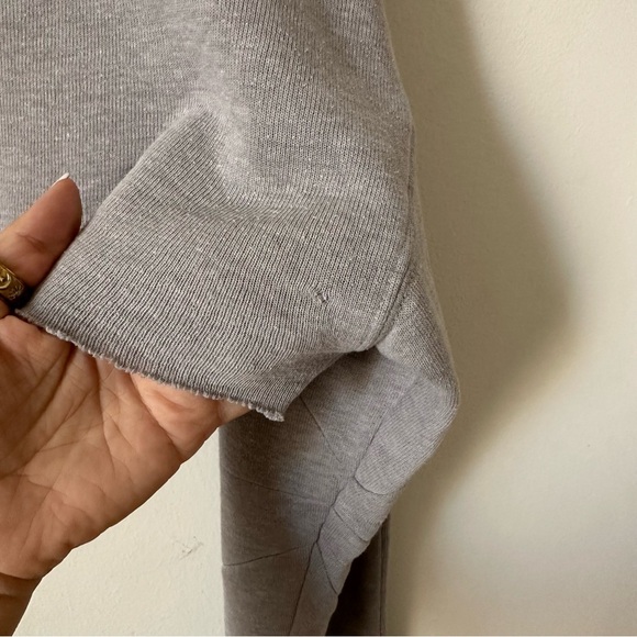 ALO Yoga Extreme Crop Crew Neck Pullover in Gray - Picture 8 of 8